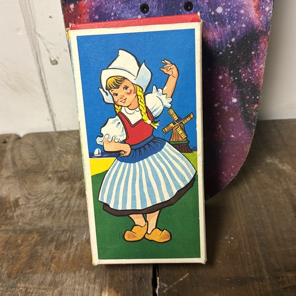 Vintage Dancing Doll Sweetheart Dirndl Wind Up Toy Boxed Mint Unused 1950'S - Picture 4 of 6